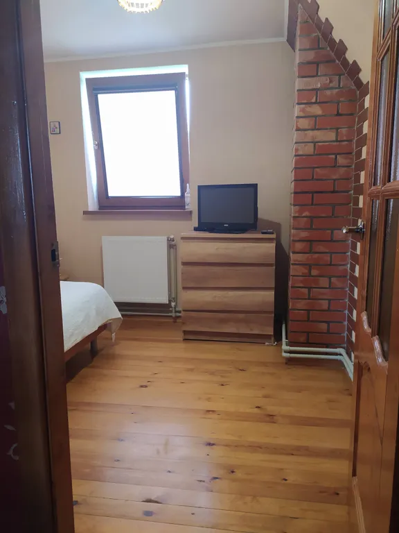 Уютный дом с камином у самого моря