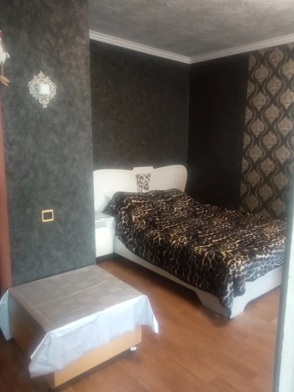 Уютная однокомнатная квартира, с видом на море, без балкона