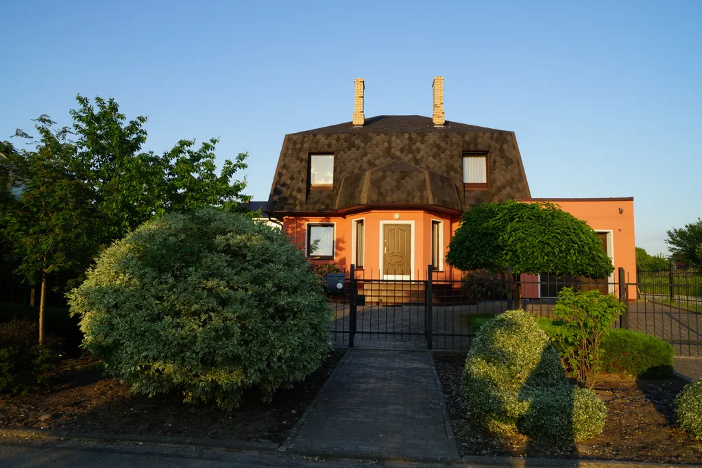 Коттедж Уютный, большой дом на Славянской — аренда посуточно в Светлогорск