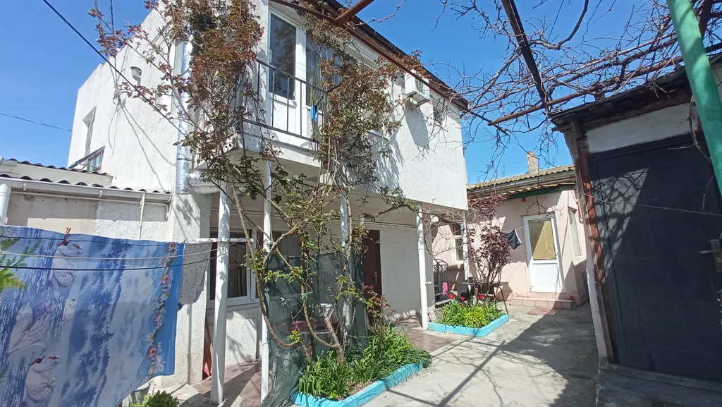 Квартира 2-комнатная Квартира — Евпатория