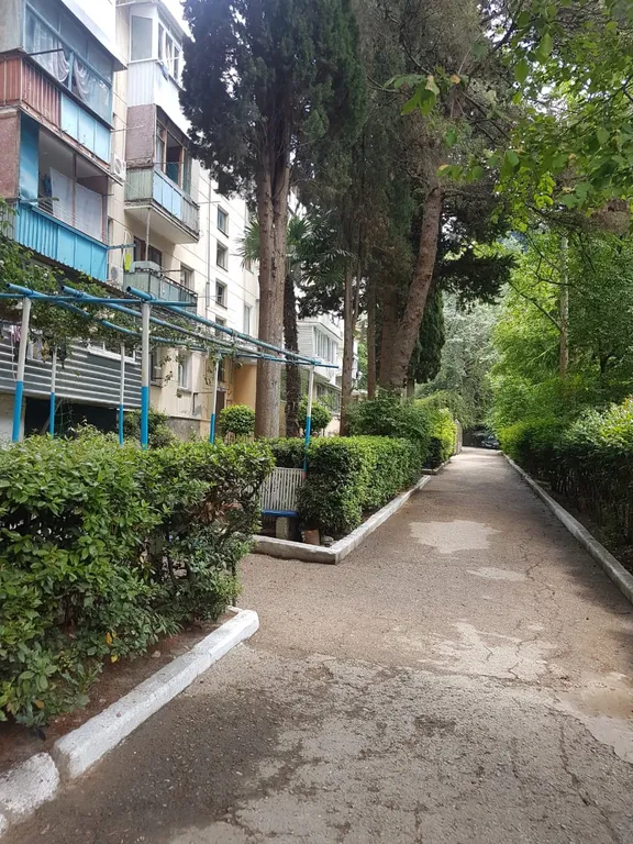 Квартира рядом с центром поселка