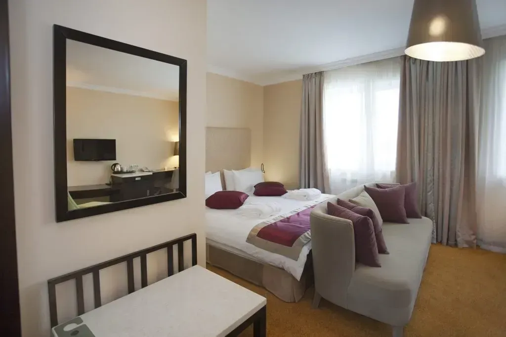 Квартира Полулюкс с видом на город с 1 кроватью King size — аренда посуточно в Челябинск