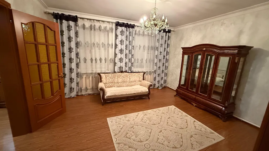 Уютный дом в центре города