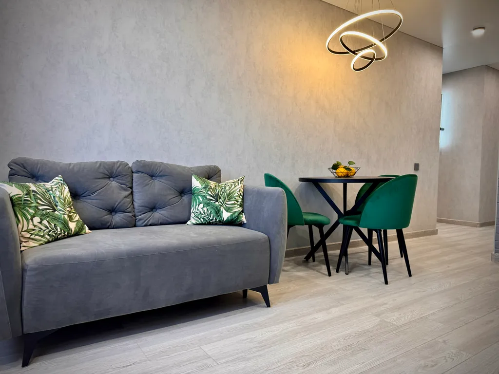 Стильная новая квартира — аренда посуточно в Уссурийск