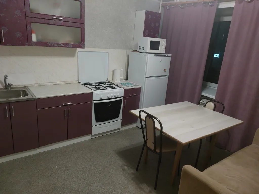 Квартира вмещает 3 двуспальных места