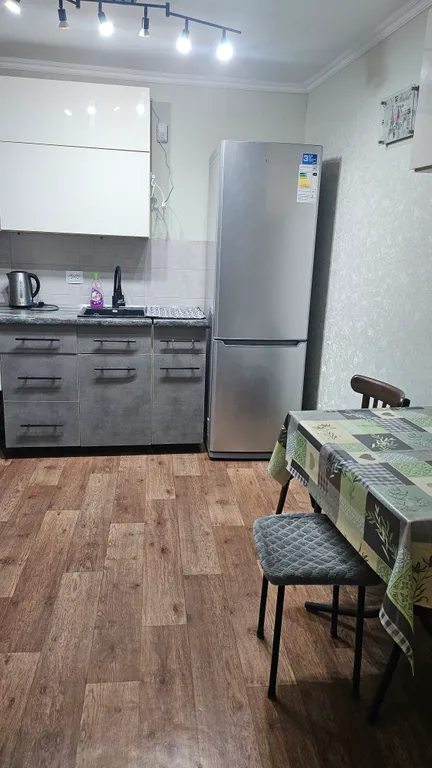 Часть дома со своей кухней