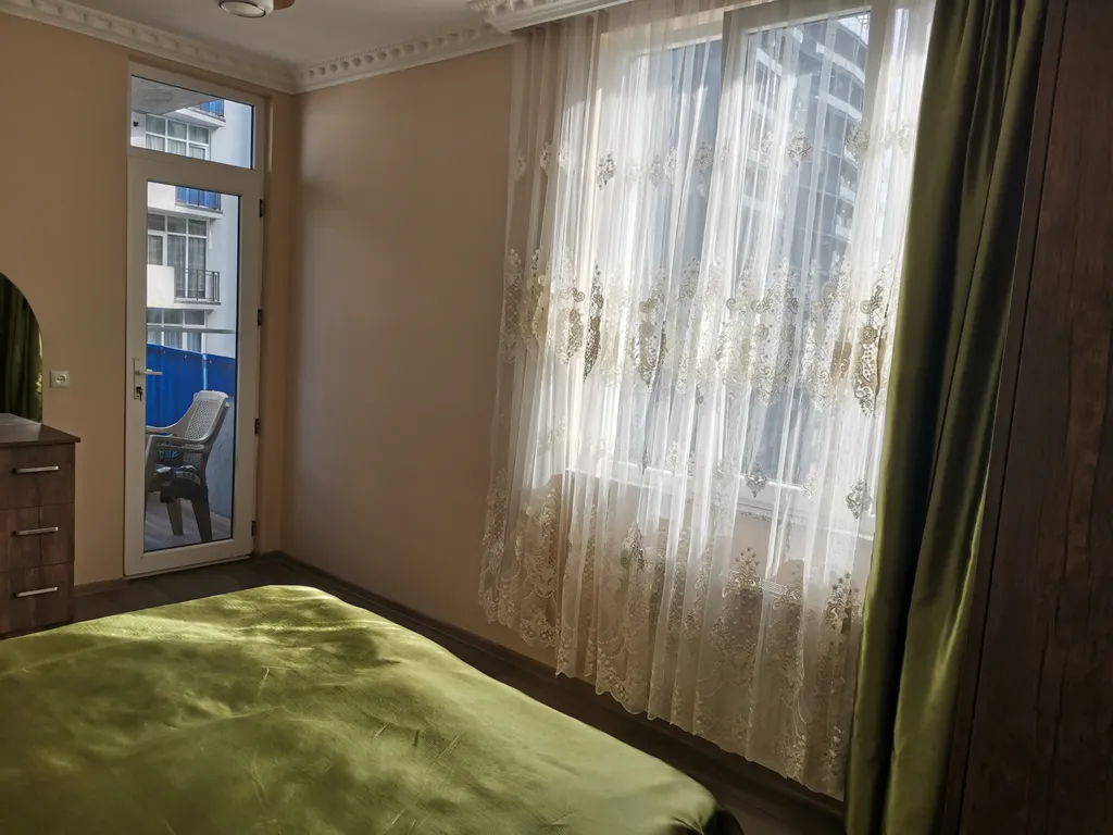 Квартира 2-комнатная Квартира — Батуми