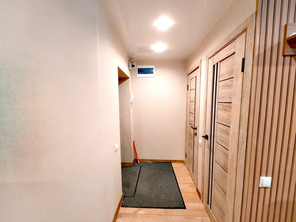 Юность на пяти углах