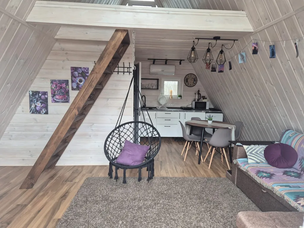 Коттедж Коттедж А-фрейм Ежевичный с сибирским банным чаном и баней на дровах — Каблуково