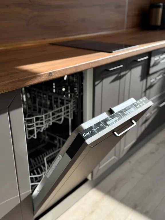 Стильная квартира в центре Мурманска на ул. Октябрьской, 3