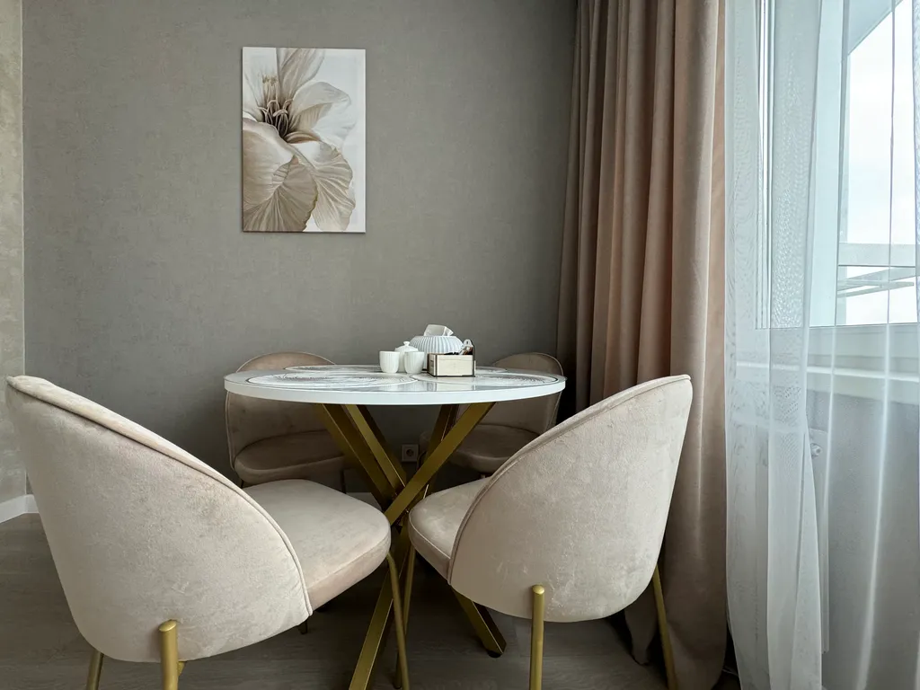 Новая дизайнерская квартира на берегу реки ЖК Белые росы