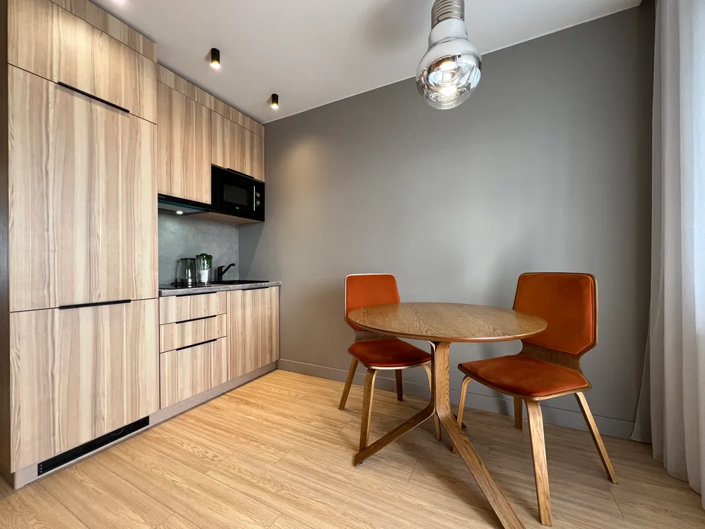 1-комнатная квартира в центре (рядом ЖД, автовокзал, центр)