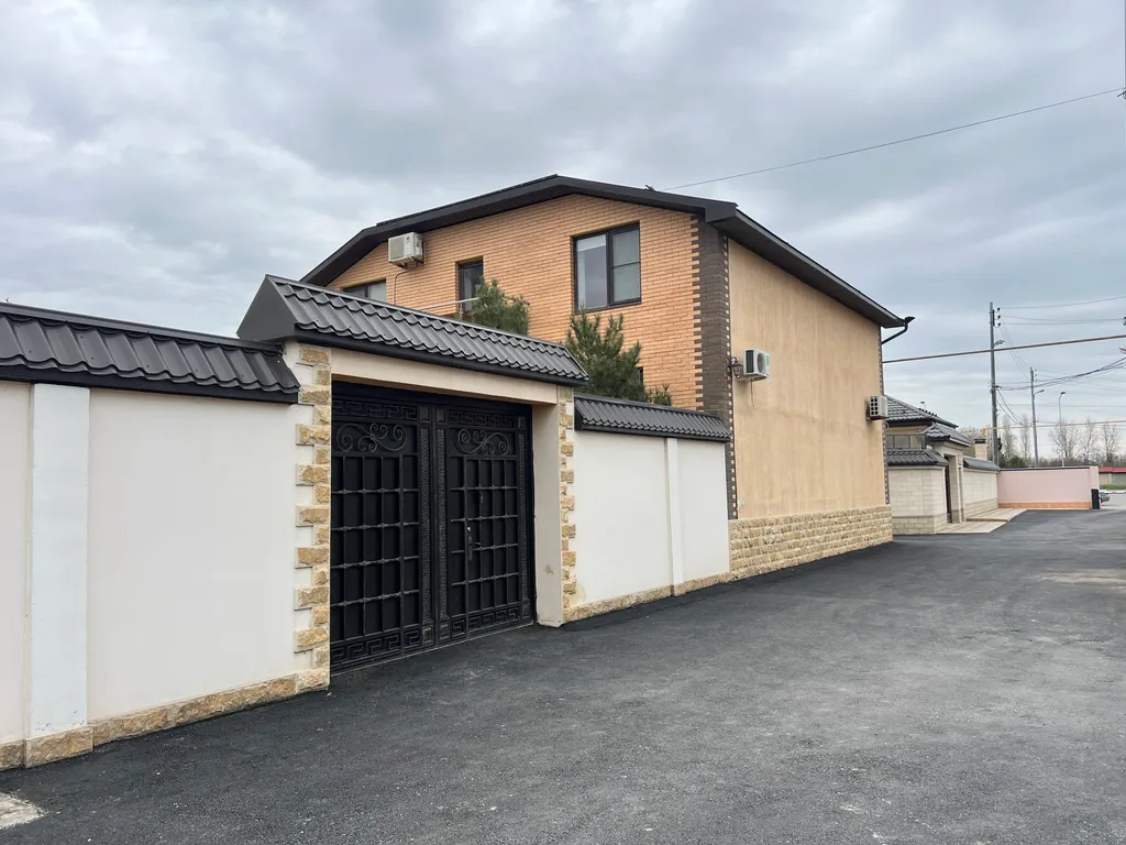 Уютный дом у моря