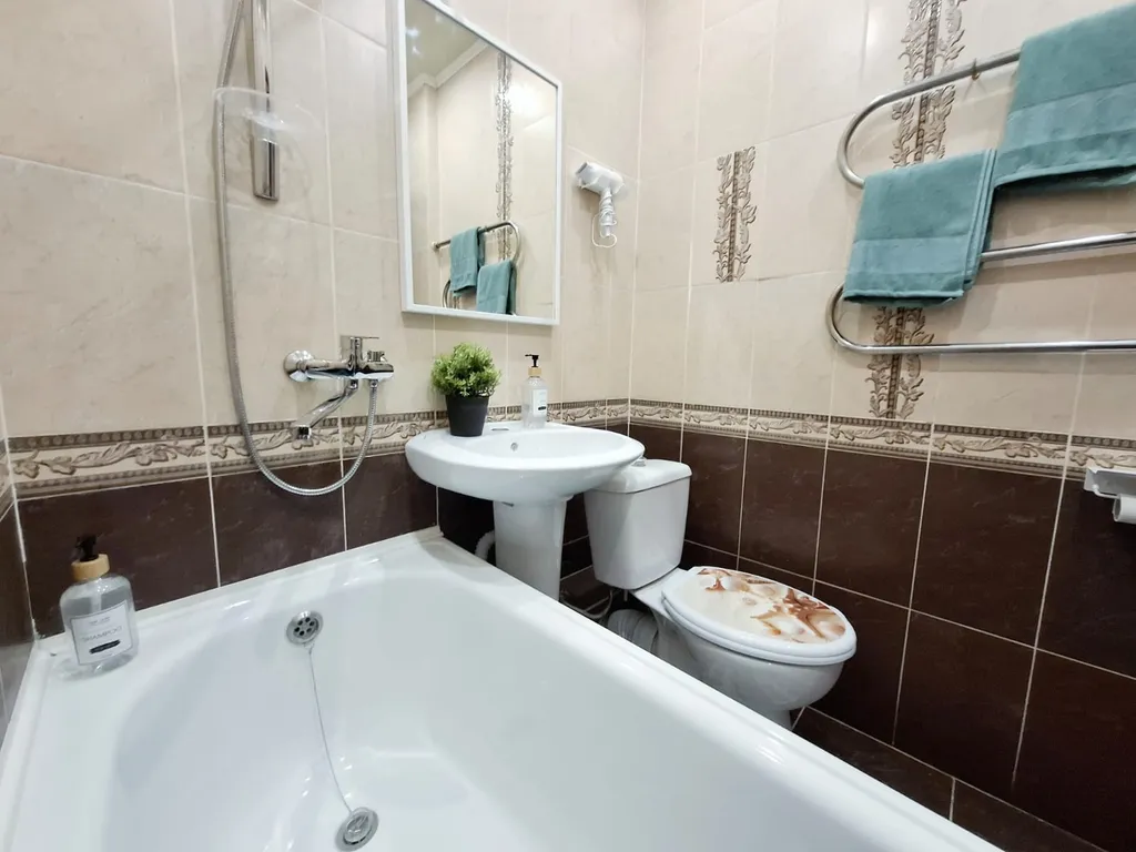 Квартира с центре Нефтяников