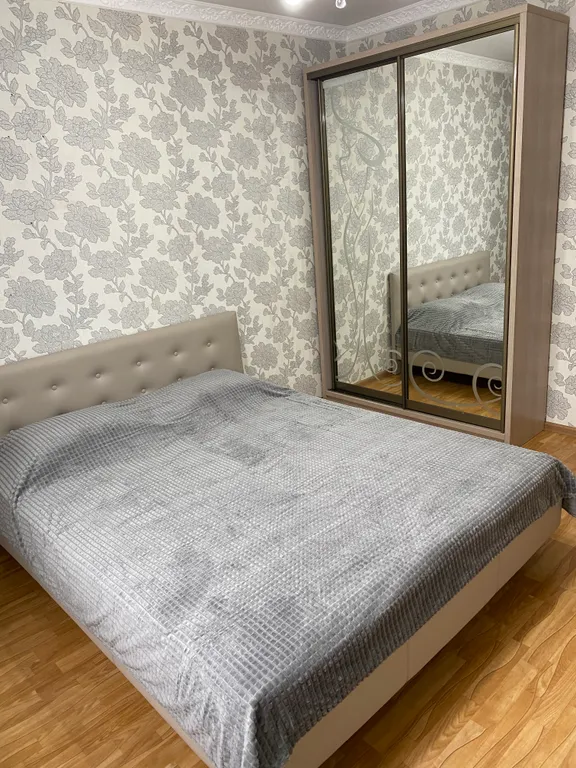 Квартира 3-комнатная Квартира — Элиста