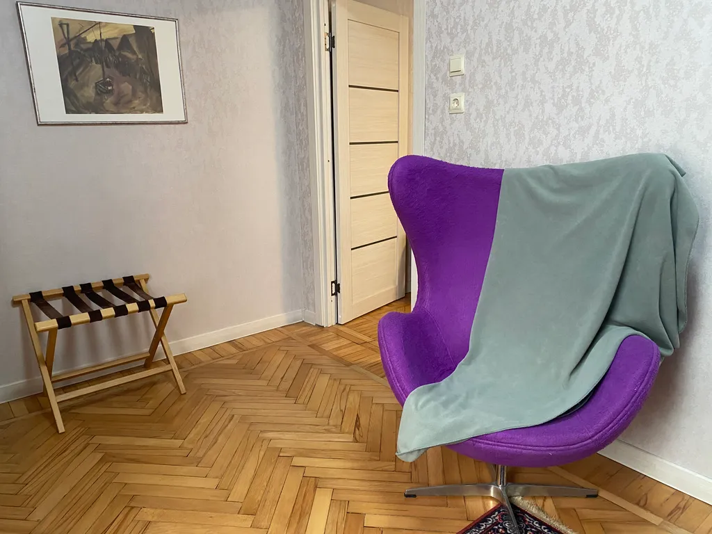 Квартира Классика в сердце города: уютная 2-комнатная квартира у моря — Гагра