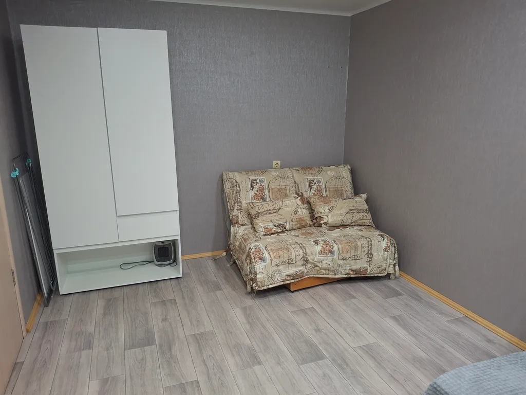 Квартира Светлая, теплая, уютная квартира в центре города — Челябинск