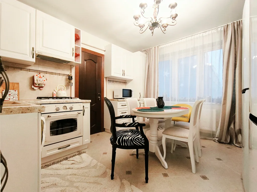 Стильная квартира в новом ЖК для 8