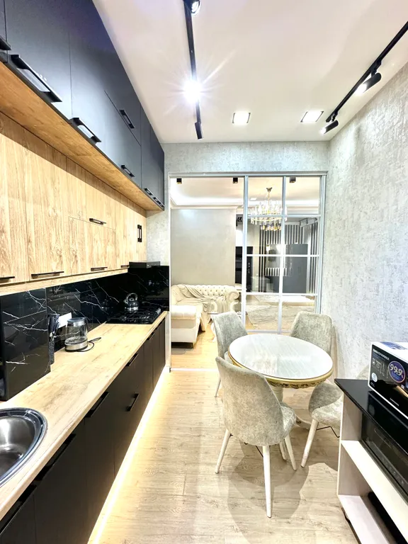 4-комнатная Квартира