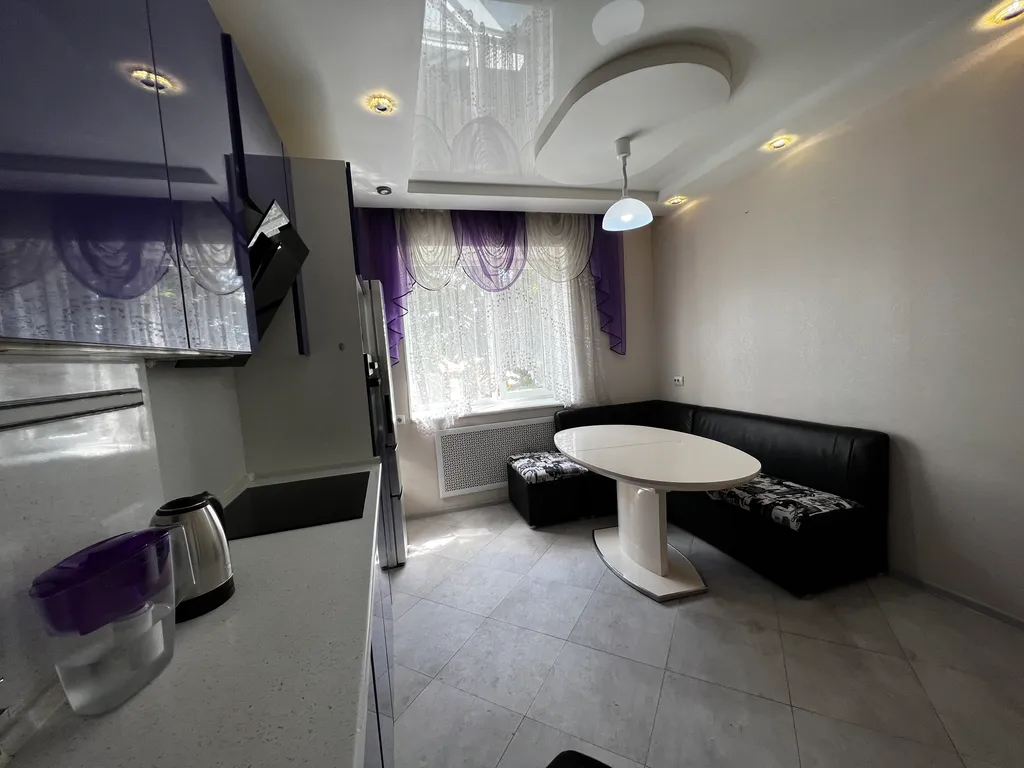 Квартира Квартира Огромная двушка с дизайнерским ремонтом — Свердловский