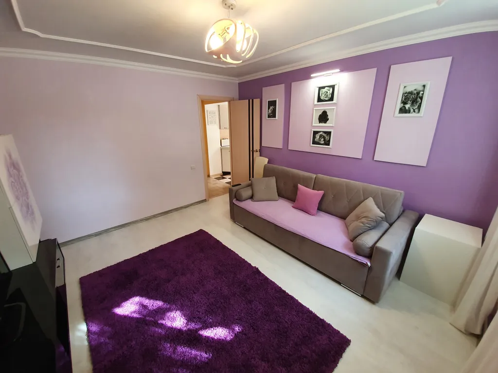 Дом со своим большим двором