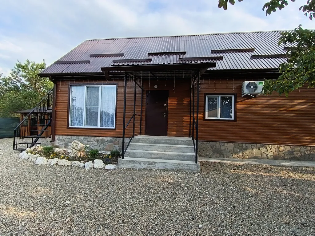 Дом на горке