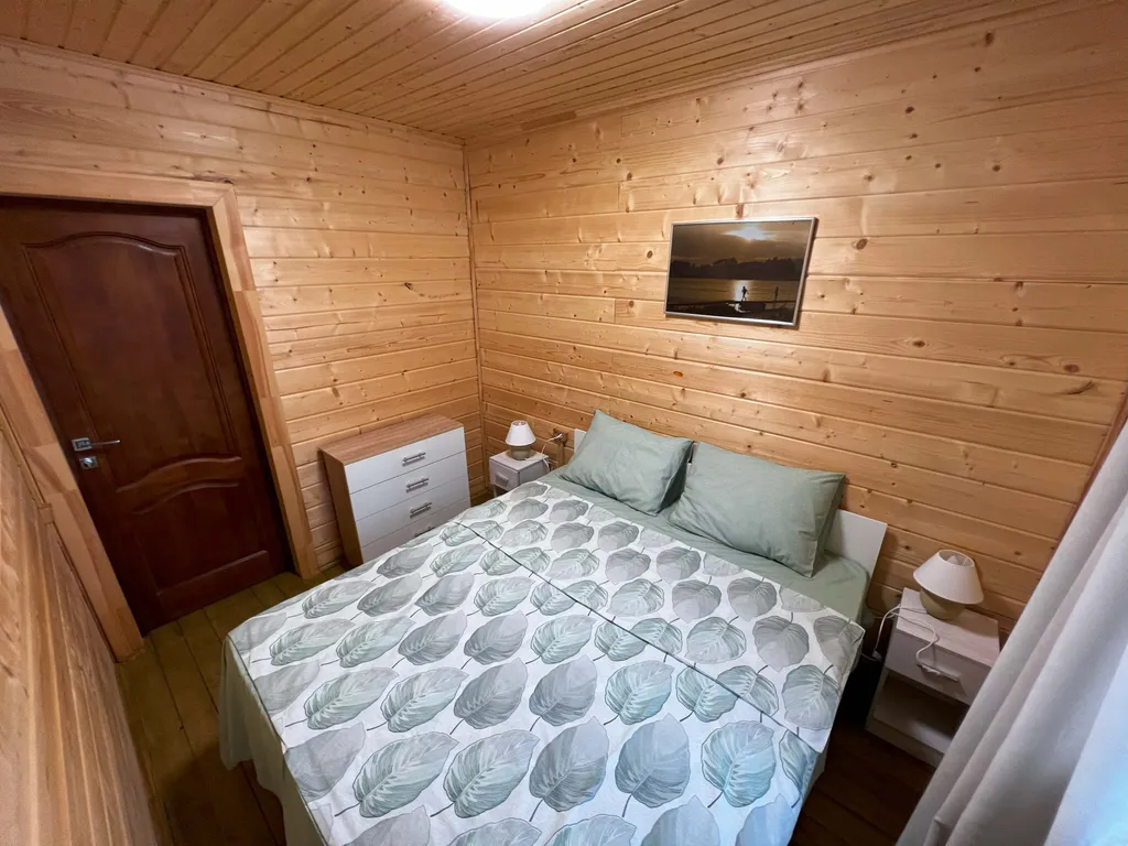 Коттедж 2-этажный у леса