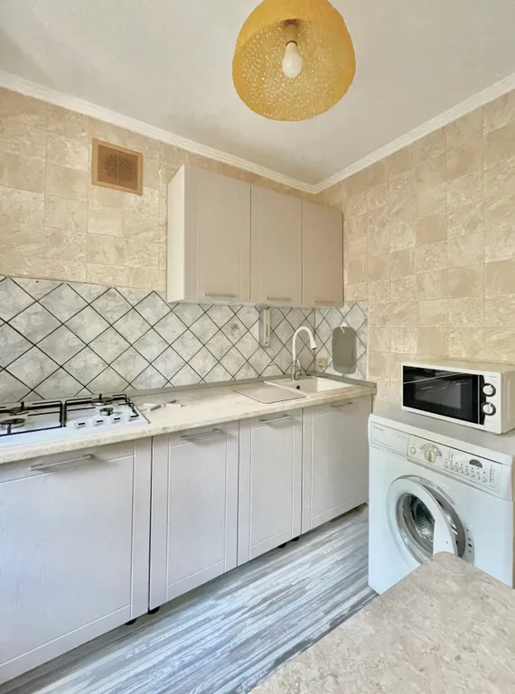 3-комнатная Квартира