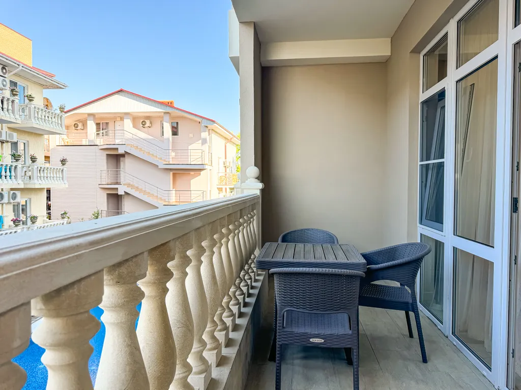 Делюкс 4-местный с балконом