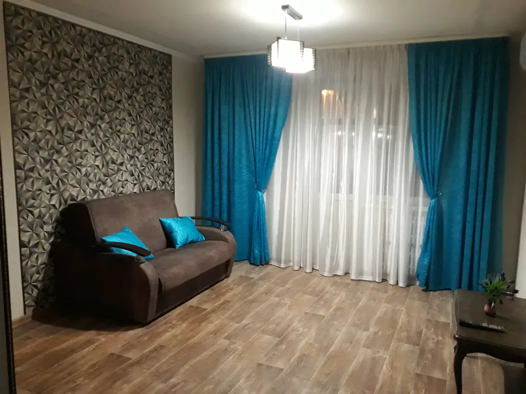 Уютная квартира с ремонтом в центре города