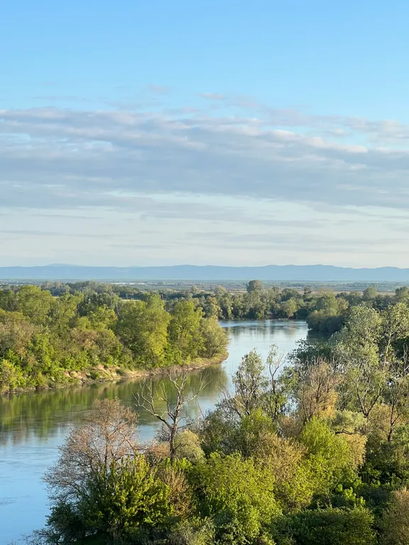 Квартира Большая 2-х комнатная квартира на набережной реки Кубань — Краснодар
