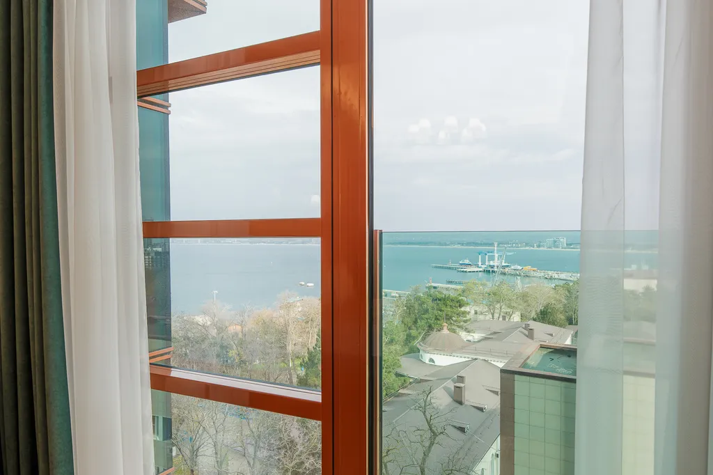 Квартира золотая бухта премиум с видом на море