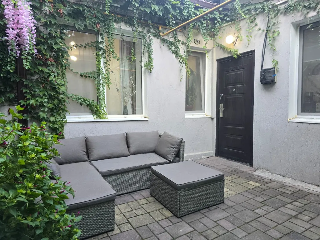 2-я квартира на земле со своим двориком — аренда посуточно в Пятигорск