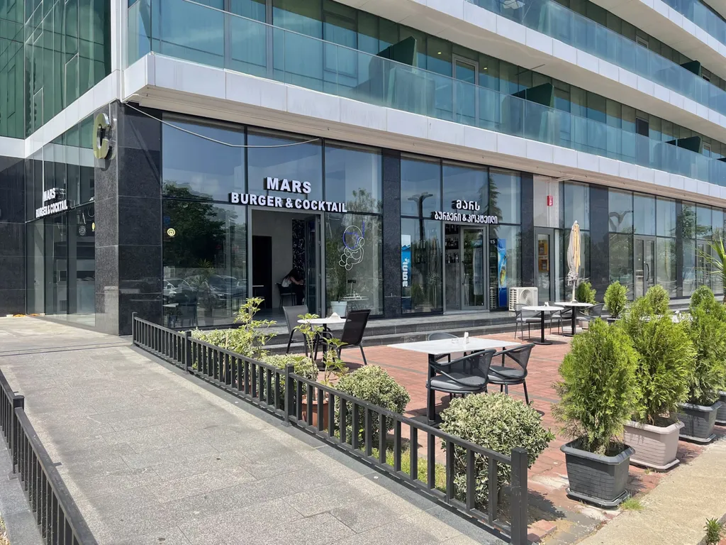 Улучшенные апартаменты на берегу моря, Batumi View