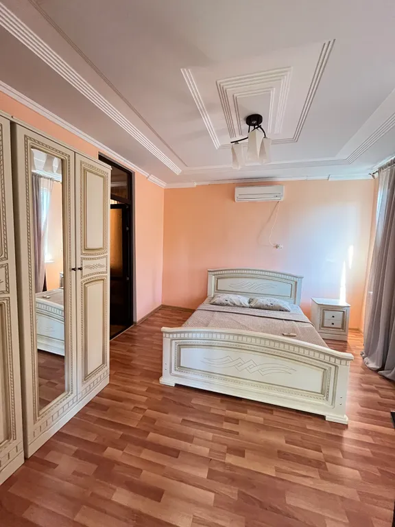 5-комнатный Дом