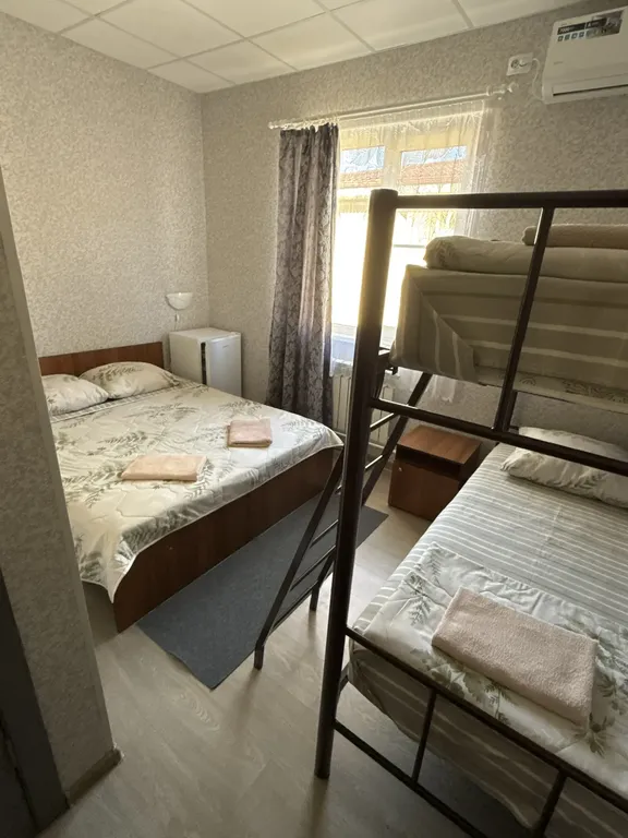 Квартира Четырехместный номер — аренда посуточно в Каменск-Шахтинский