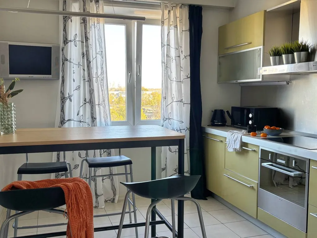 Aутeнтичная 2-комнатная квартира рядом с заводом ЧТПЗ