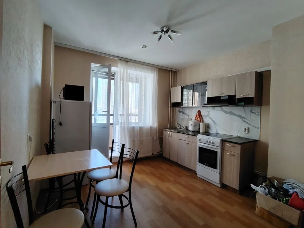 Квартира на Парнасе — аренда посуточно в Парголово