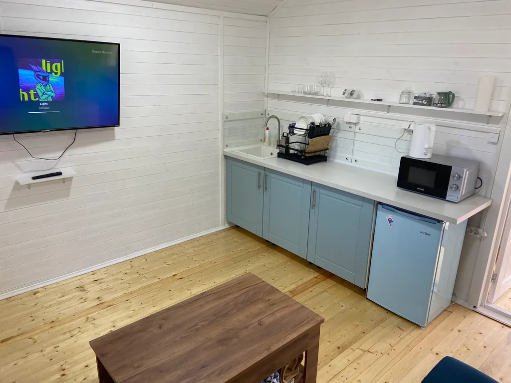 Коттедж Уютный домик на окраине деревни — Глазово