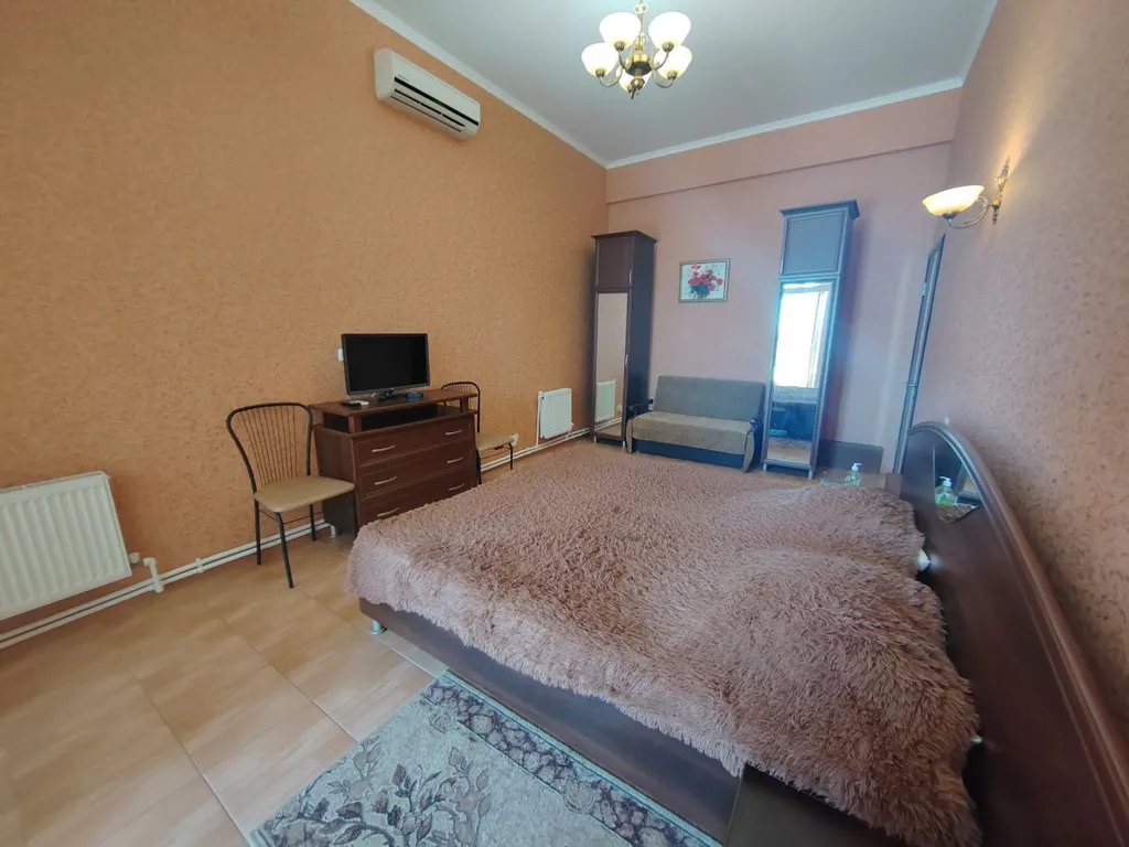 Квартира-студия у моря 1 линия