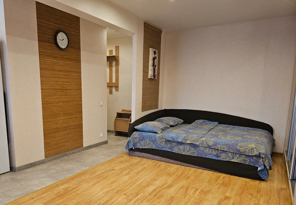 Уютная студия у озера в расширенном центре