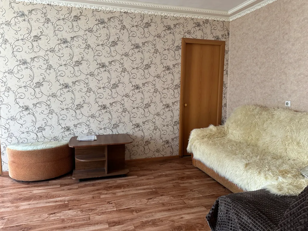 2-х комнатная квартира в центре города, с балконом