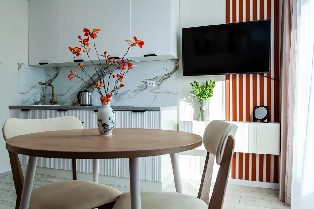 Студия с дизайнерским ремонтом