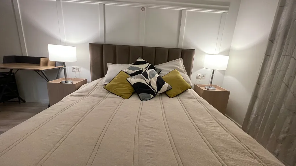 Дизайнерская квартира в центре города — аренда посуточно в Мурманск