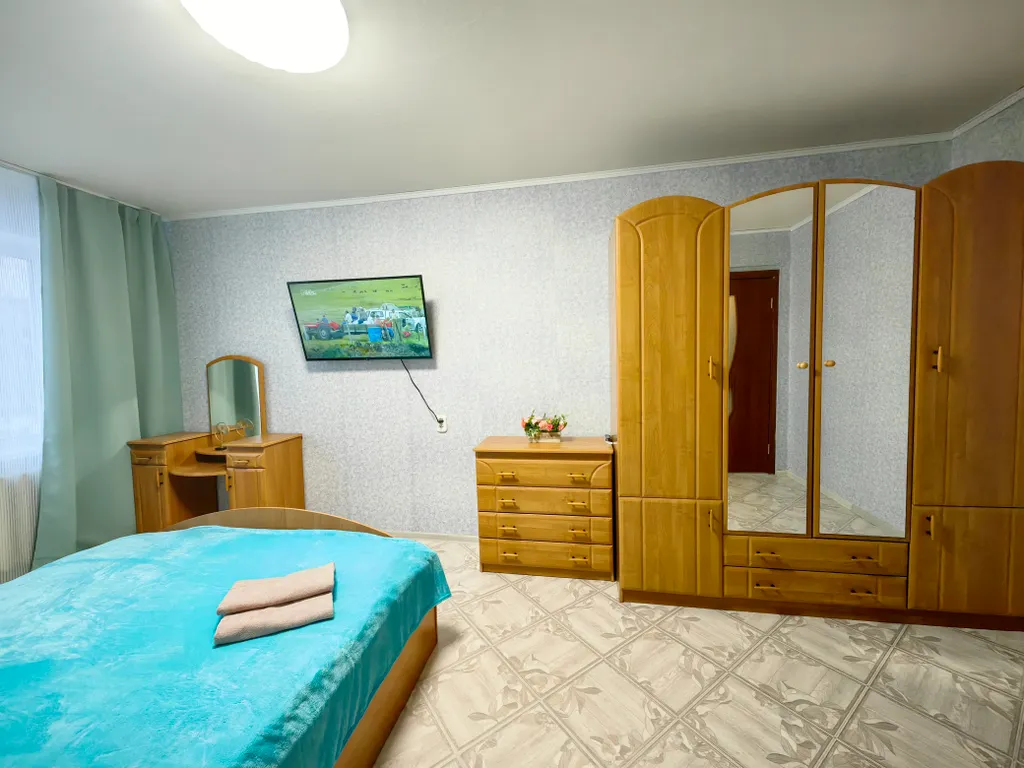 Отличное расположение: 1-к кв на Дзержинского, рядом с "Звездочкой"