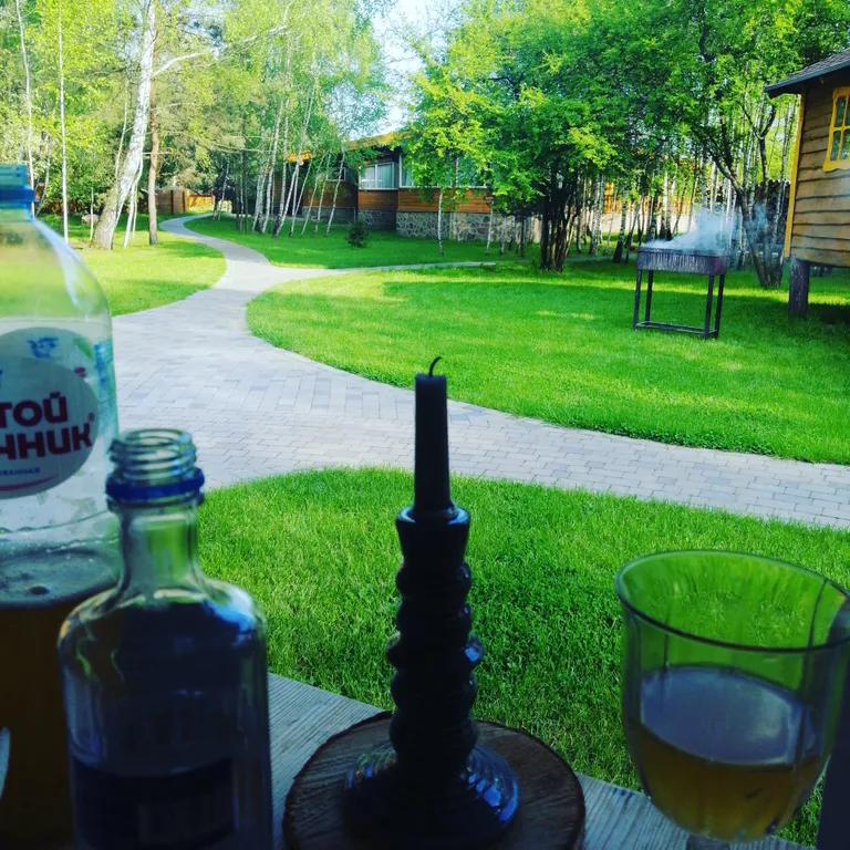 Уютное бунгало в парк-усадьбе Вишня