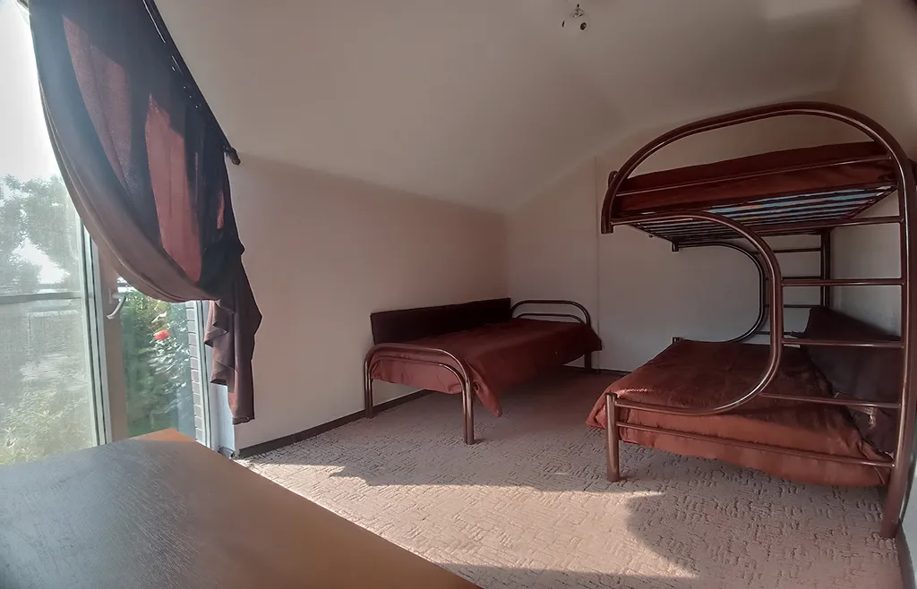 Квартира Комната — Ильич