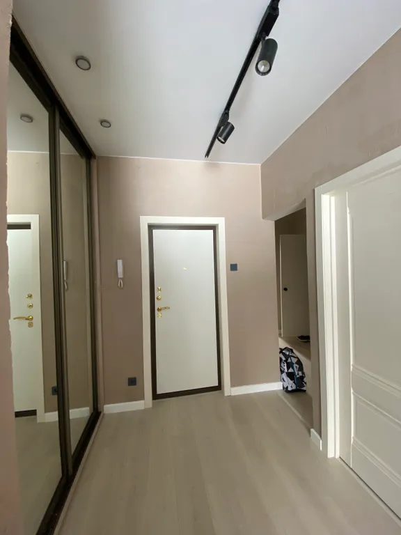 Уютная двухкомнатная квартира с видом на гору