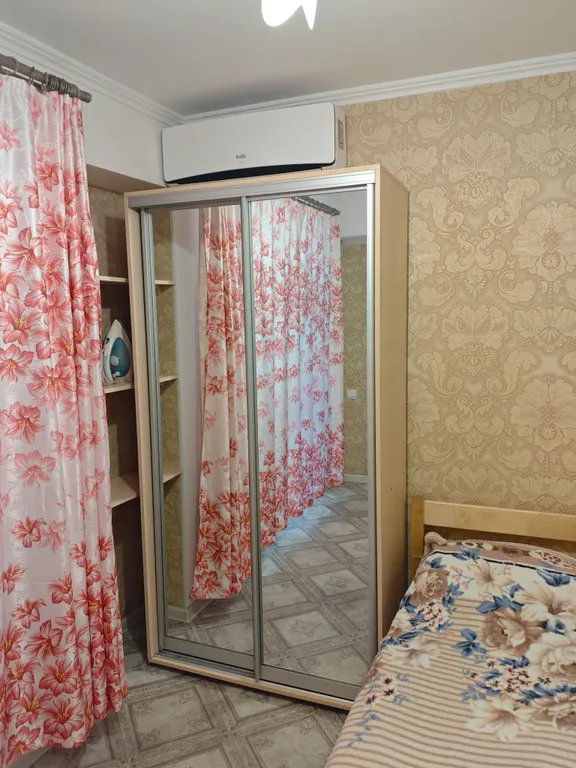 Красная квартира - студия