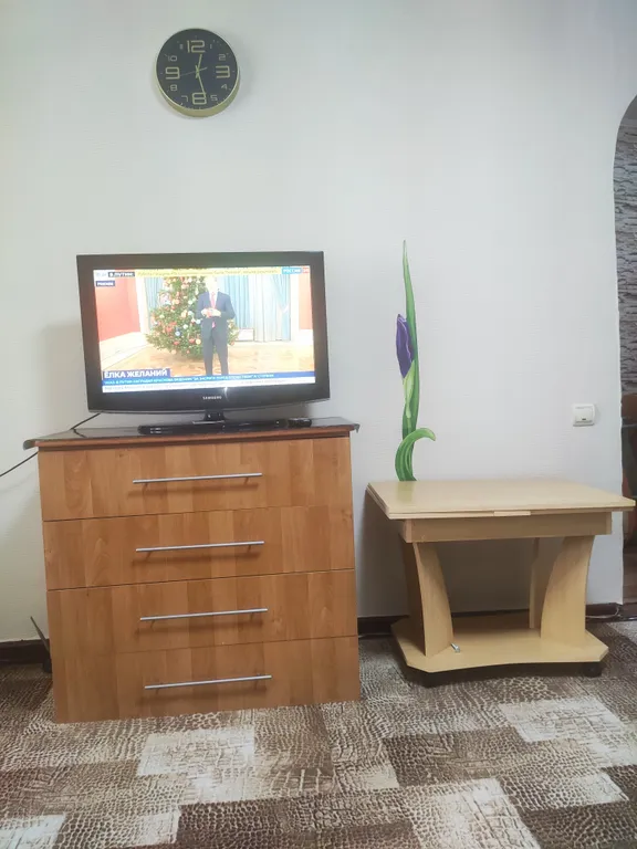 Двухкомнатная квартира в самом центре, рядом с площадью и Ледовой ареной